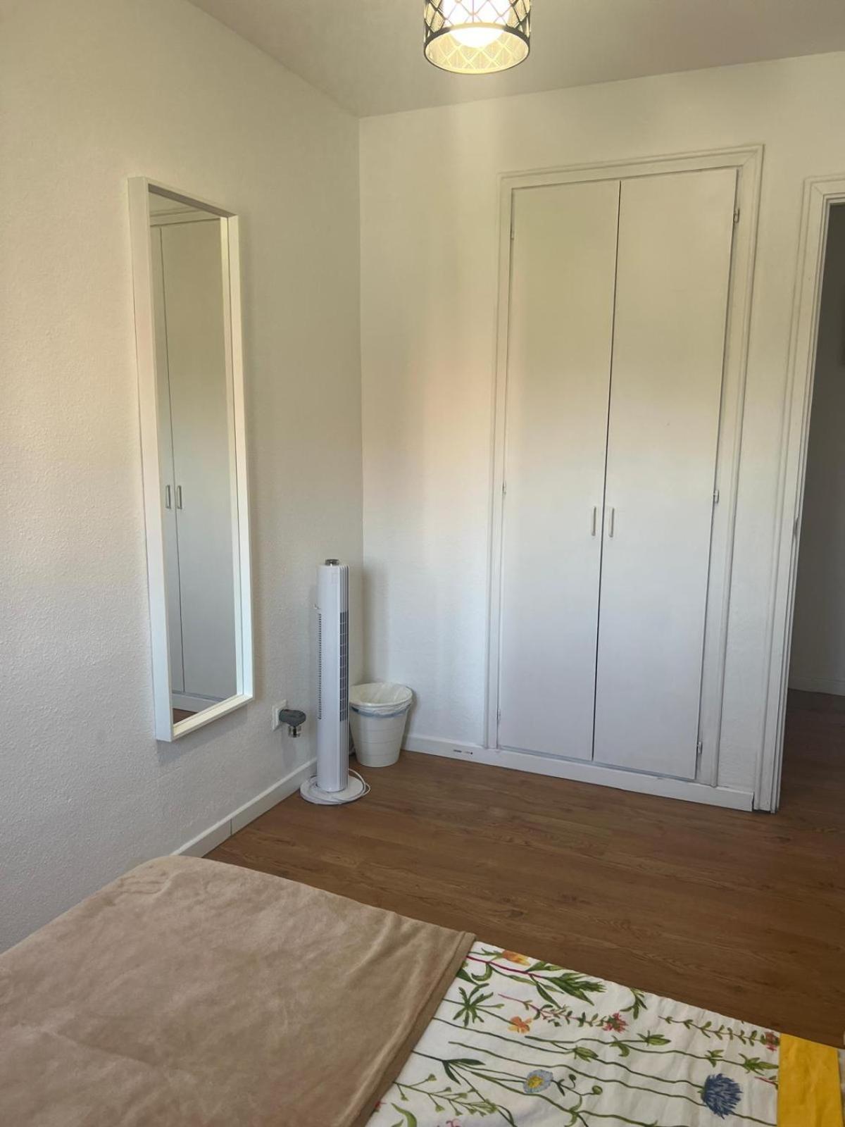Habitacion En Madrid Kültér fotó